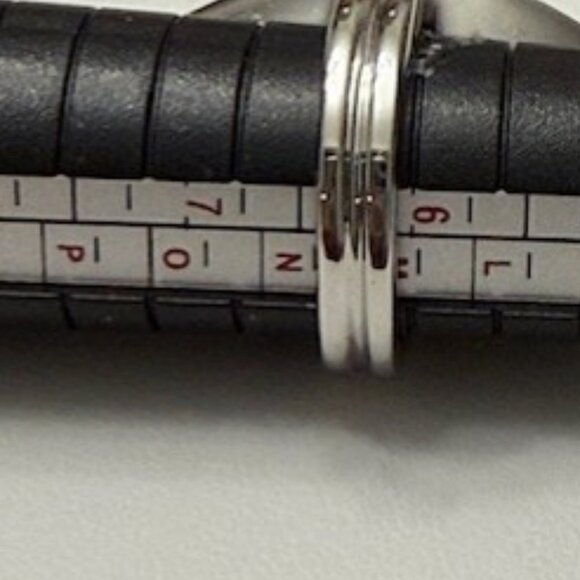 Lia Sophia 'SENSATIONAL" Ring - Picture 3 of 6